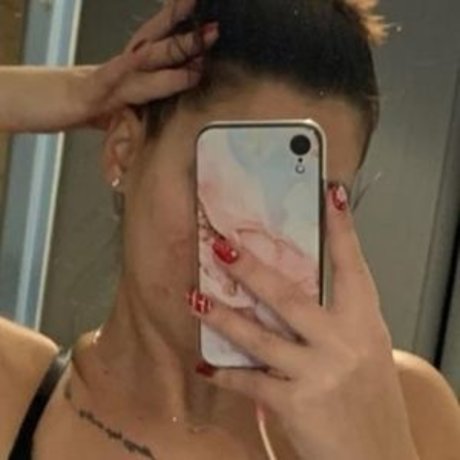 Helenamodele onlyfans content type