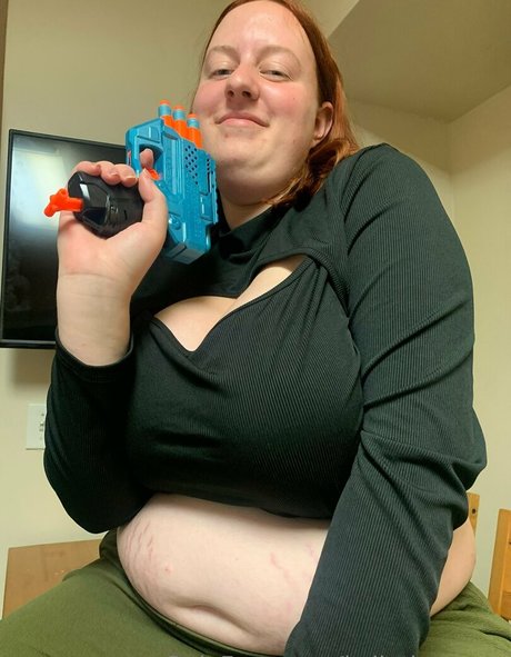 kyliethecurvy onlyfans strip tease