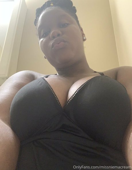 missniemacream leaked nude onlyfans