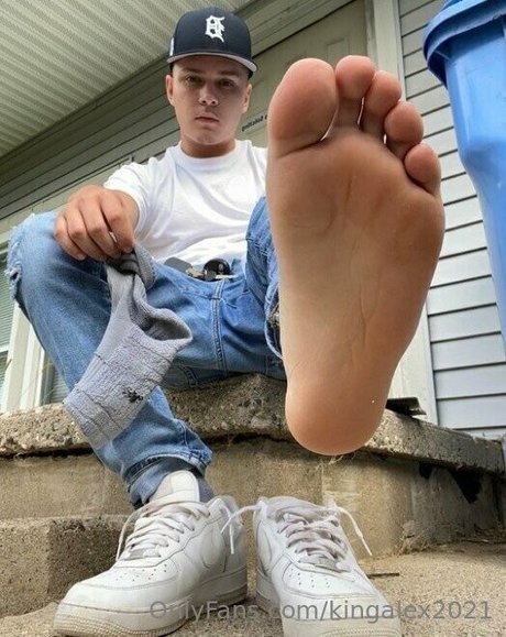 kingalex2021 hot onlyfans