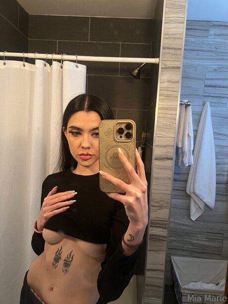 miaxomarie onlyfans nude leaks