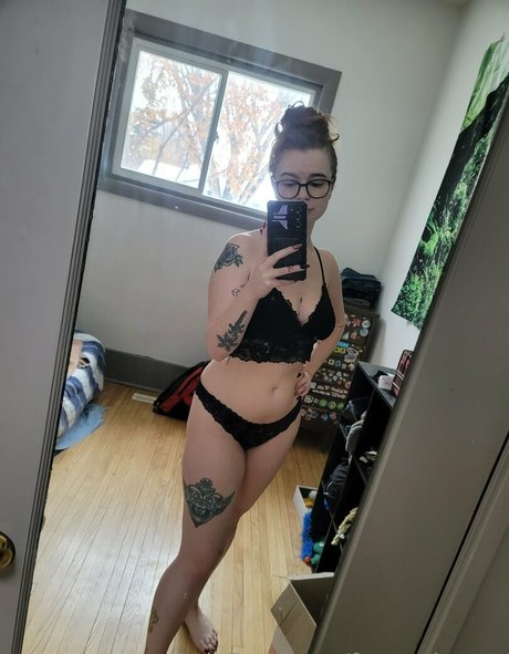 freeartieeros onlyfans post