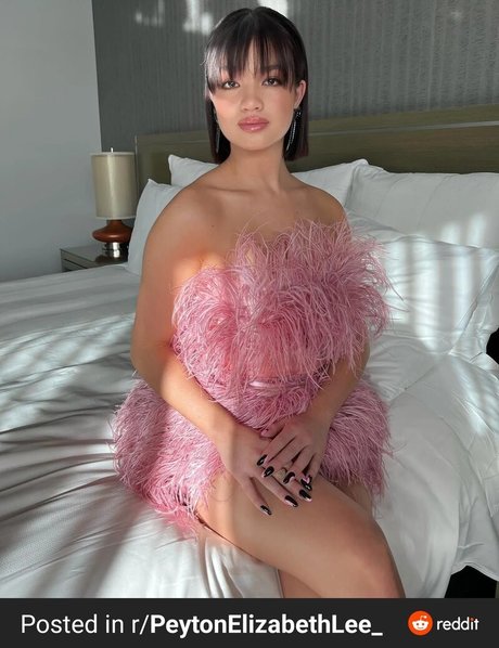 Peyton Elizabeth Lee onlyfans leaj