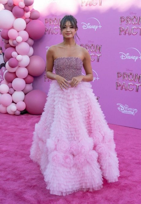 Peyton Elizabeth Lee onlyfans nude tits