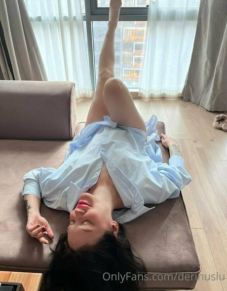Derin Uslu onlyfans leak sex