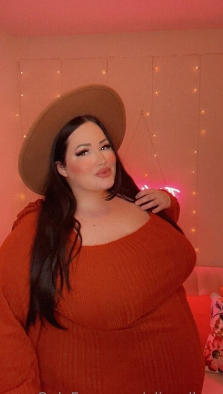 elizaallure onlyfans content type