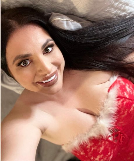 JasmineJamesx only fans leaks