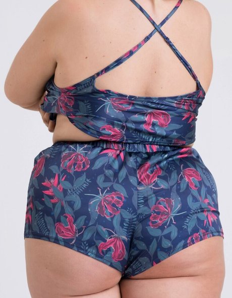 Izzy Nicholls only fans pic