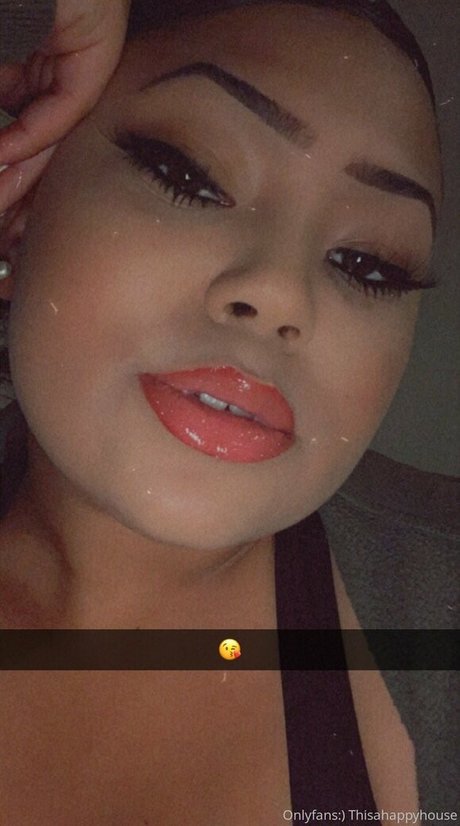 thisahappyhouse onlyfans free content