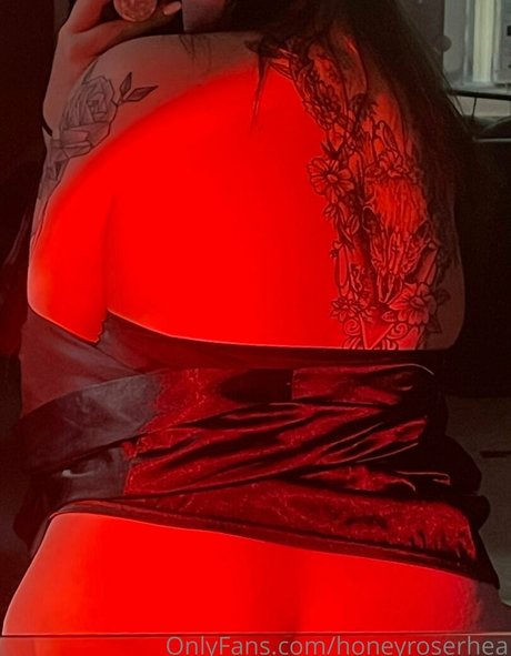 honeyroserhea onlyfans naked