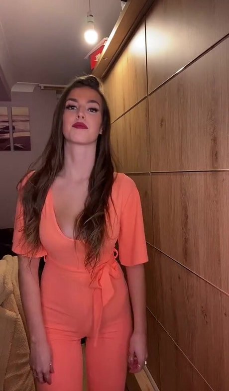 Gena nude on onlyfans