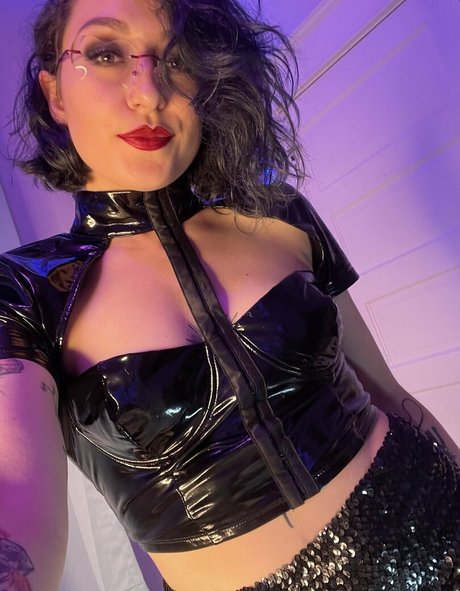 freesaradoesscience nude onlyfans leaked