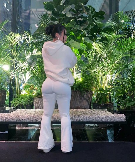 Sakura Nakamura onlyfans page