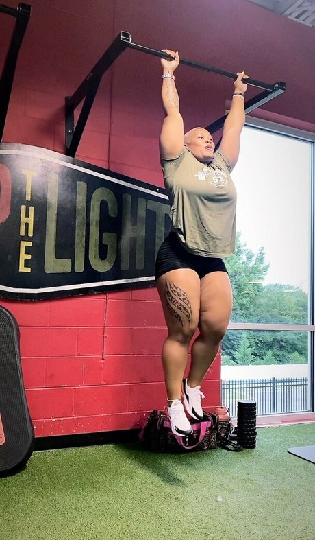 Queen R porn only fans