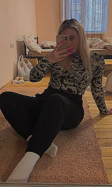 mari lovee free only fans review