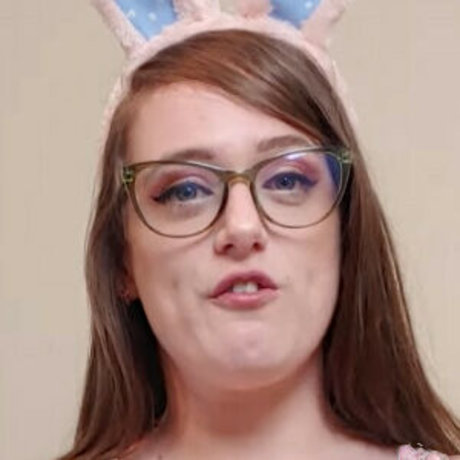 Zinnia Lennox leaked only fans