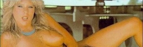 Samantha Fox onlyfans strip