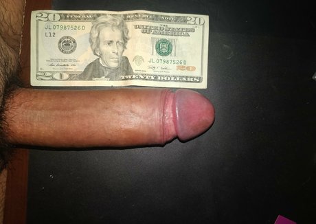 ariesuncut onlyfans sexy