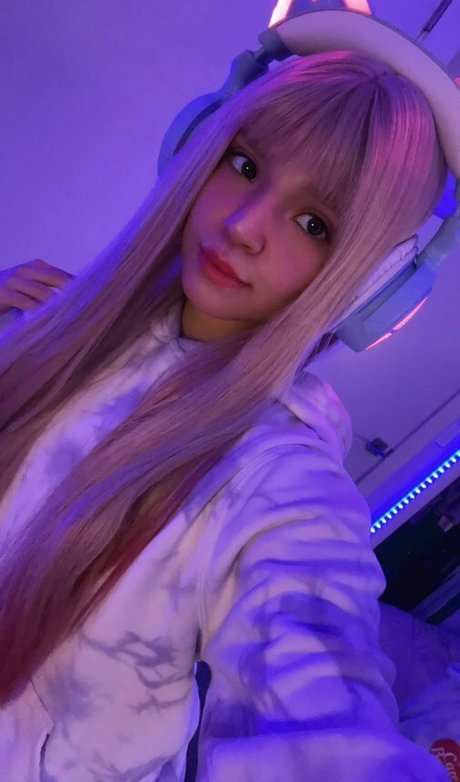 EdenTheFairy sex onlyfans