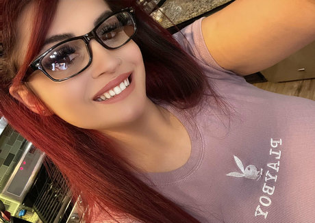 neighborgirlxo only fans