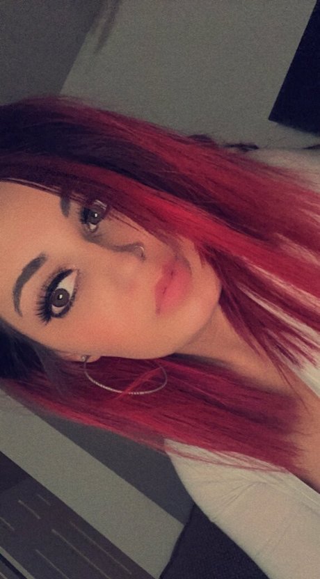 neighborgirlxo topless onlyfans