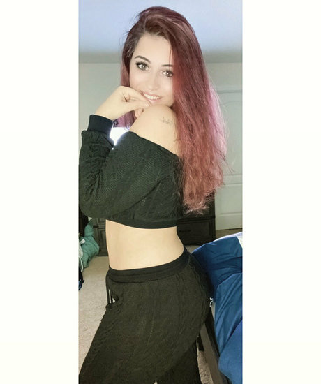 neighborgirlxo sextape onlyfans