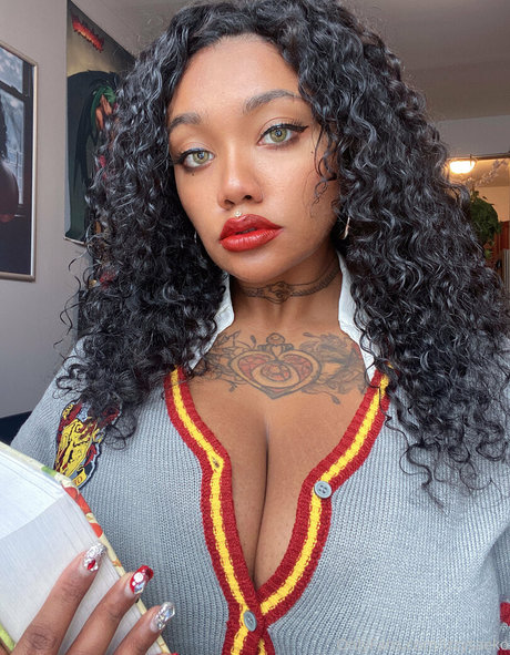 izzysaeko onlyfans leak naked