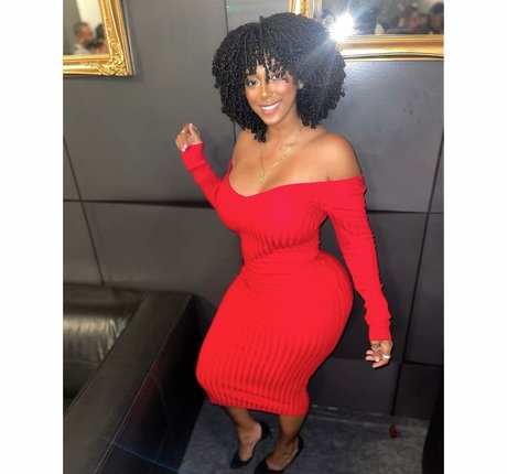 Sophie Likosky onlyfans model photo