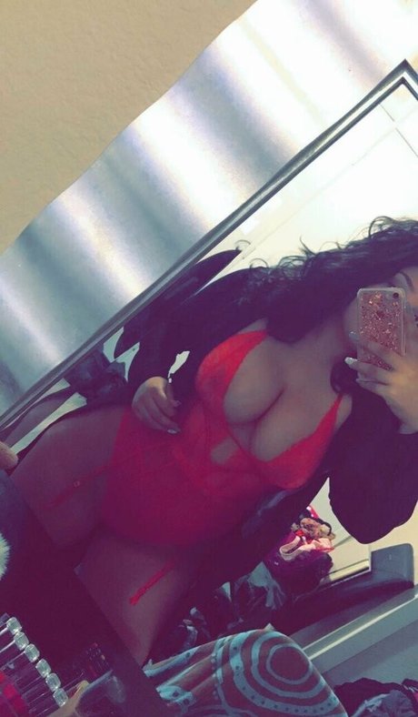 Therealsarissa topless onlyfans