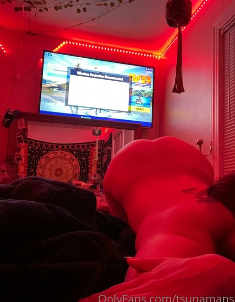 tsunamans porn onlyfans