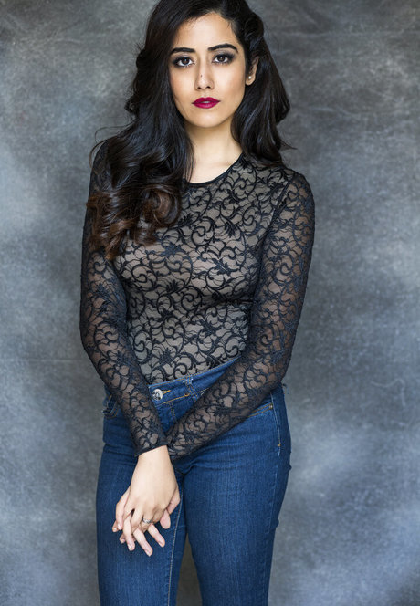 Jonita Gandhi onlyfans leaks.