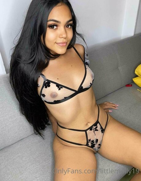 littlemolly19 nude onlyfans