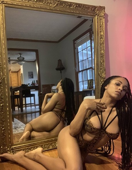 anyaivy topless onlyfans