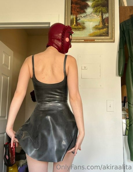 akiraalita desnuda onlyfans