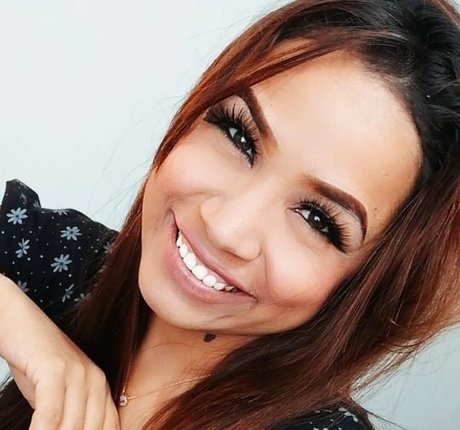 Isa Gomez onlyfans de