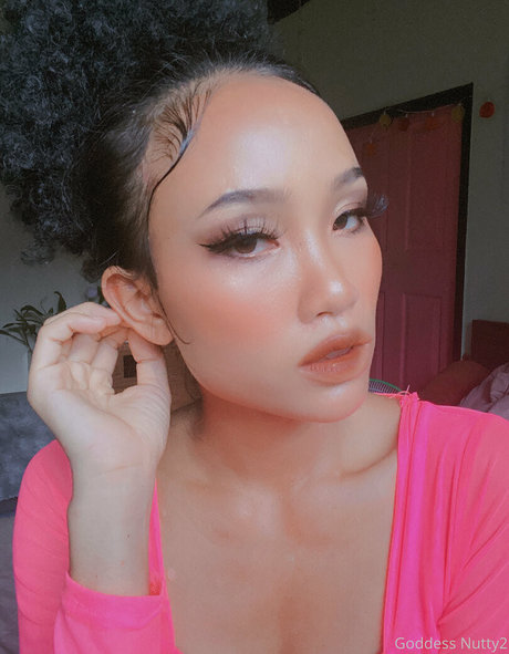 goddessnutty2 onlyfans strip tease