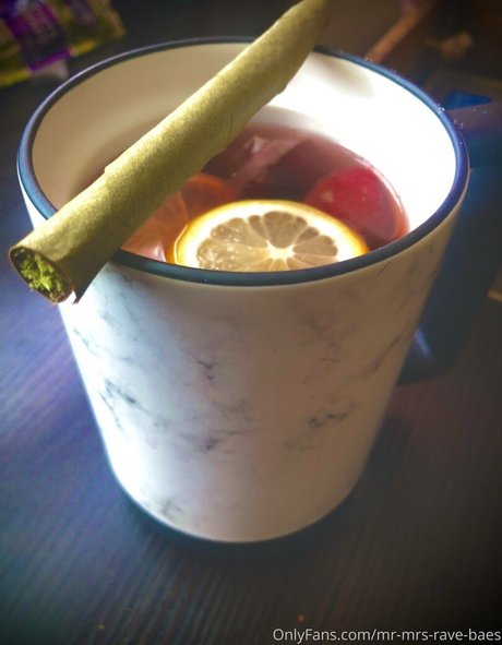 Mr Mrs Rave Baes onlyfans nude leaks