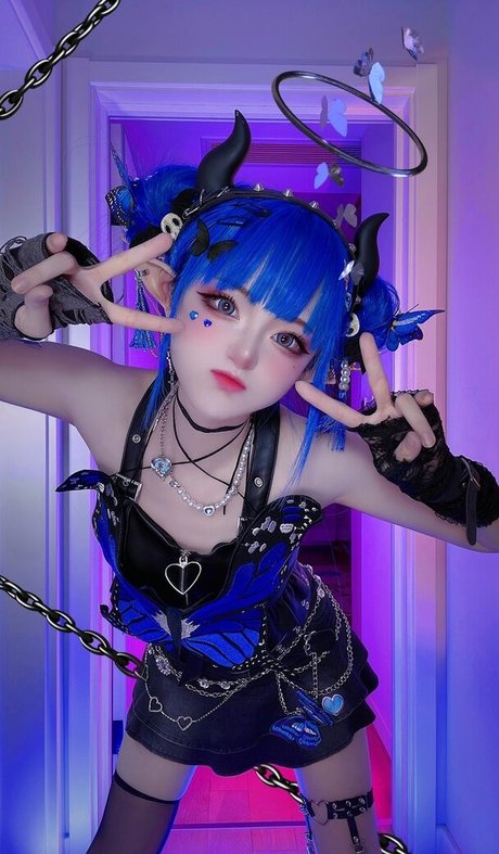 SeeU Cosplay onlyfans nude pictures