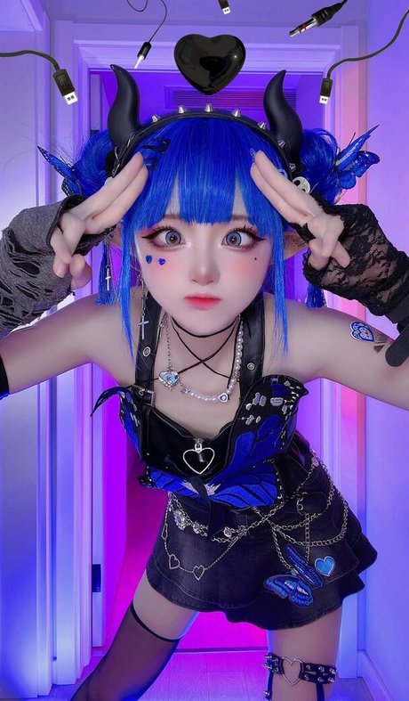 SeeU Cosplay nude onlyfans leaks