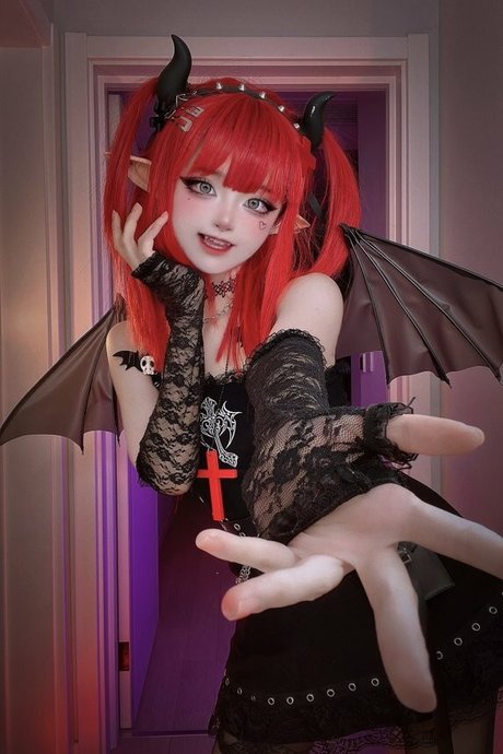 SeeU Cosplay xxx onlyfans