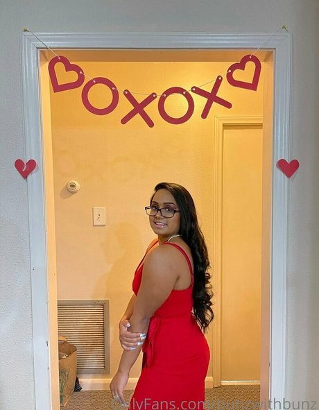 punzwithbunz onlyfans boobs