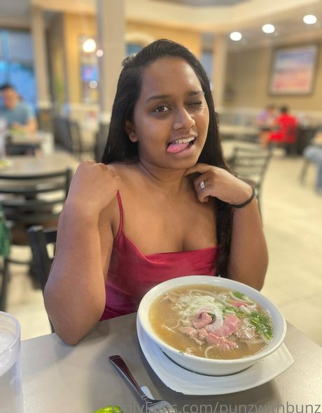 punzwithbunz onlyfans tits