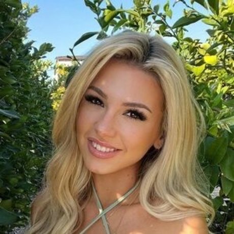 Hollyhansen2001 onlyfans leaks