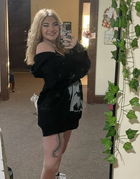 Kittycourty onlyfans naked leaks