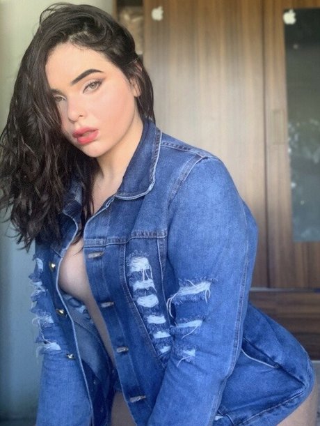 Christina Cleon onlyfans pics leaked