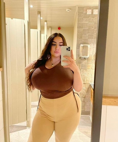 Pettiana Cypriotmami onlyfans desnuda