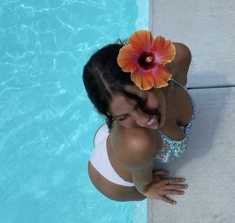 Michelaraeupton onlyfans leaked pictures