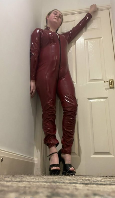 giantrozalina onlyfans leaked pictures