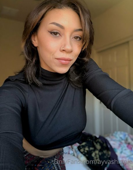 ayvashippie sexy onlyfans