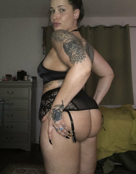 mshollywood100 onlyfans leaks